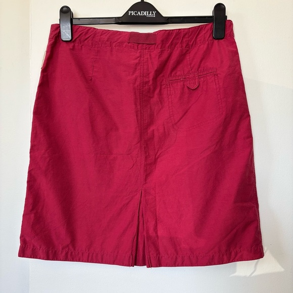 ✨Columbia Vintage Red Belted Skirt - Size M - Picture 3 of 4
